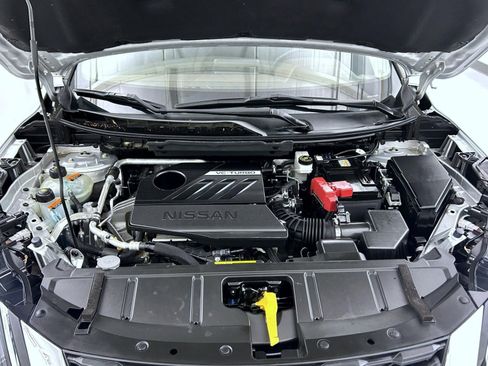 Used 2023 Nissan Rogue SV image 24