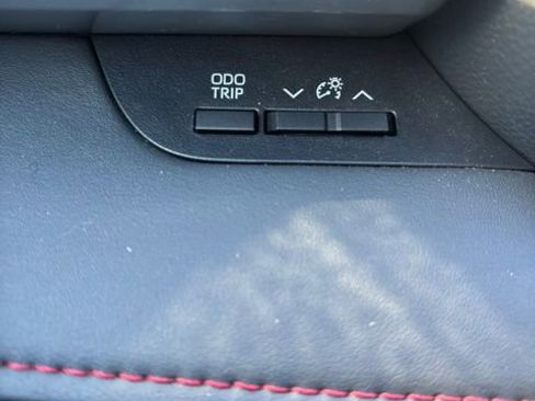 Used 2022 Toyota Highlander XSE image 14