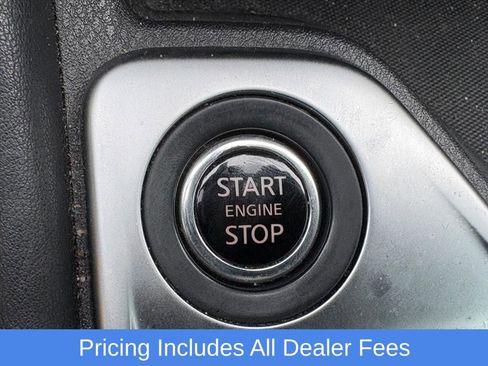 Used 2022 Nissan Sentra SR w/ Lighting Package FWD image 12