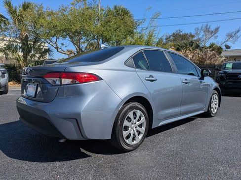 Used 2024 Toyota Corolla LE image 4