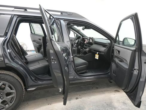 Used 2026 Subaru Outback Premium image 29