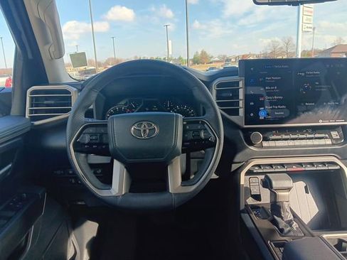 Used 2022 Toyota Tundra SR5 image 15