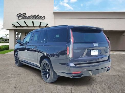 Certified 2023 Cadillac Escalade ESV Sport Platinum w/ LPO, ONYX Package AWD/4WD image 3