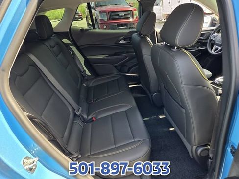Used 2025 Chevrolet Trax ACTIV w/ Driver Confidence Package FWD image 14