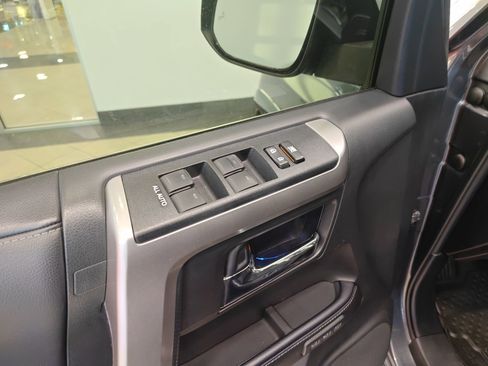 Used 2023 Toyota 4Runner Limited image 11