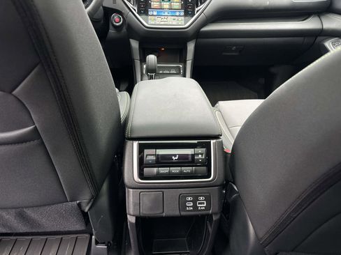 Certified 2025 Subaru Ascent Onyx Edition image 10