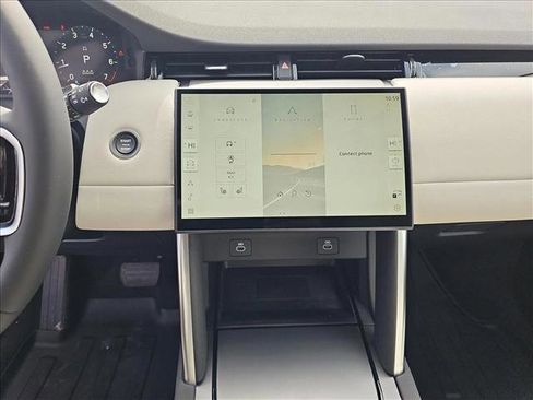 New 2025 Land Rover Discovery Sport S image 21