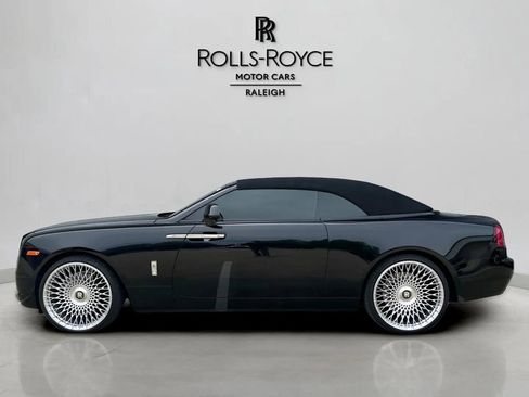 Used 2020 Rolls-Royce Dawn RWD image 4