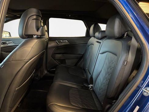 Certified 2025 Kia Sportage X-Pro Prestige image 24