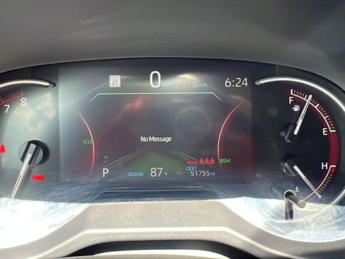 Used 2024 Toyota RAV4 XLE FWD image 21