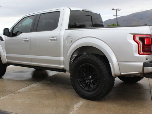 Used 2019 Ford F150 Raptor w/ Equipment Group 802A Luxury image 32