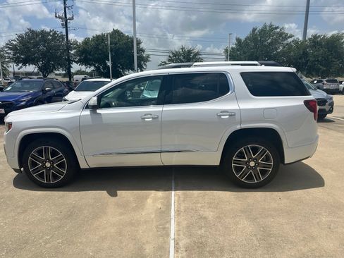 Used 2020 GMC Acadia Denali FWD image 1