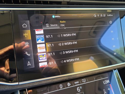 Used 2025 Audi Q7 2.0T Premium Plus w/ Premium Plus Package AWD/4WD image 21