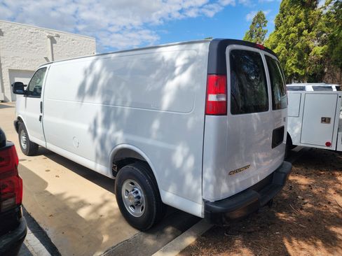 New 2025 Chevrolet Express 2500 Extended w/ Driver Convenience Package image 8