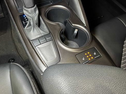 Used 2023 Toyota Camry SE w/ Cold Weather Package image 31