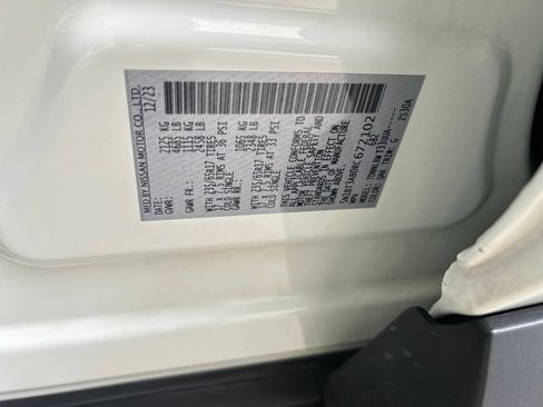 Used 2024 Nissan Rogue S AWD/4WD image 42