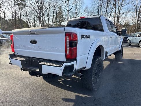 Used 2024 Ford F250 XLT w/ Black Appearance Package image 8