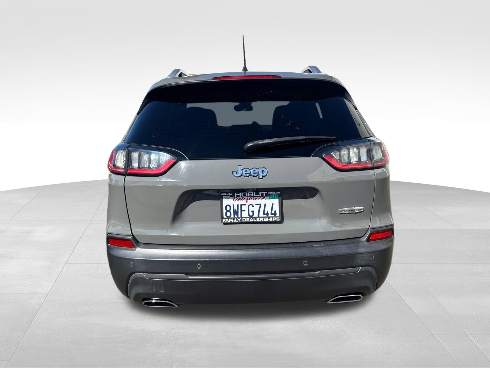 Used 2021 Jeep Cherokee Latitude Lux FWD image 4