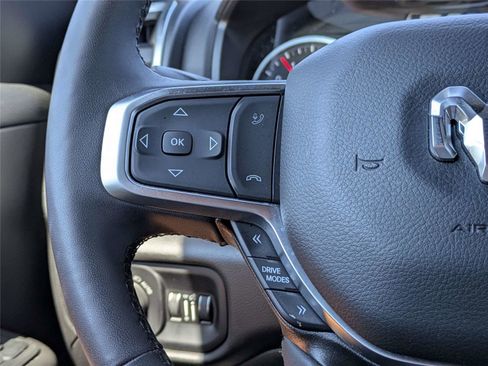 Certified 2025 RAM 1500 Big Horn AWD/4WD image 28