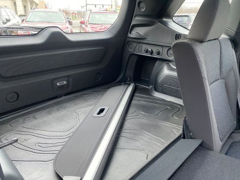 Certified 2025 Subaru Forester Premium image 35