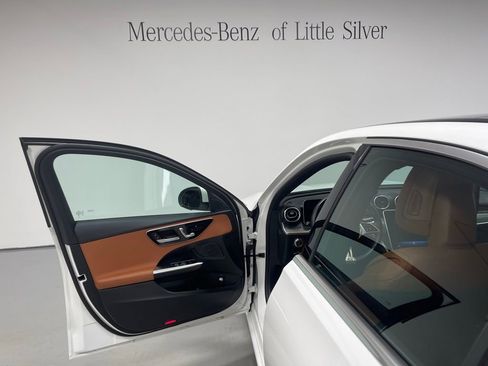 Used 2023 Mercedes-Benz C 300 4MATIC Sedan image 17