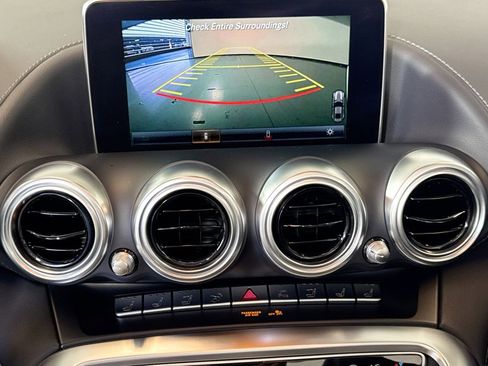Used 2019 Mercedes-Benz AMG GT Roadster image 14