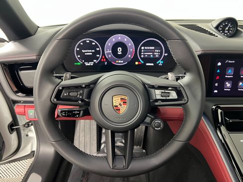 Used 2025 Porsche Panamera 4 image 18