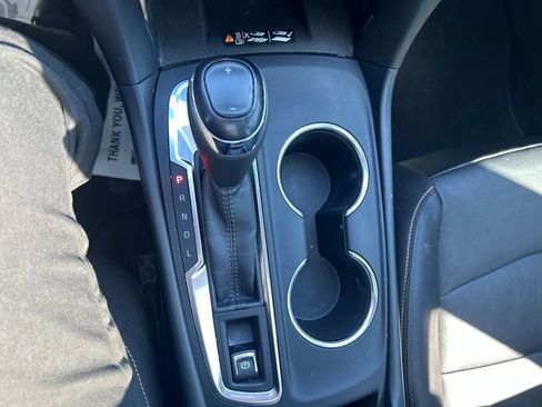 Used 2021 Chevrolet Equinox Premier FWD image 27