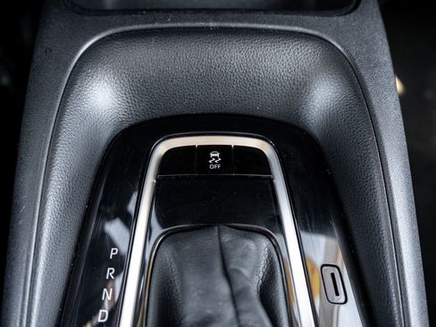 Certified 2024 Toyota Corolla LE image 28