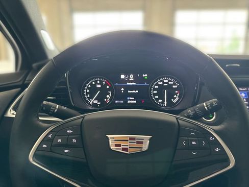 Certified 2024 Cadillac XT5 Premium Luxury w/ Technology Package FWD image 17