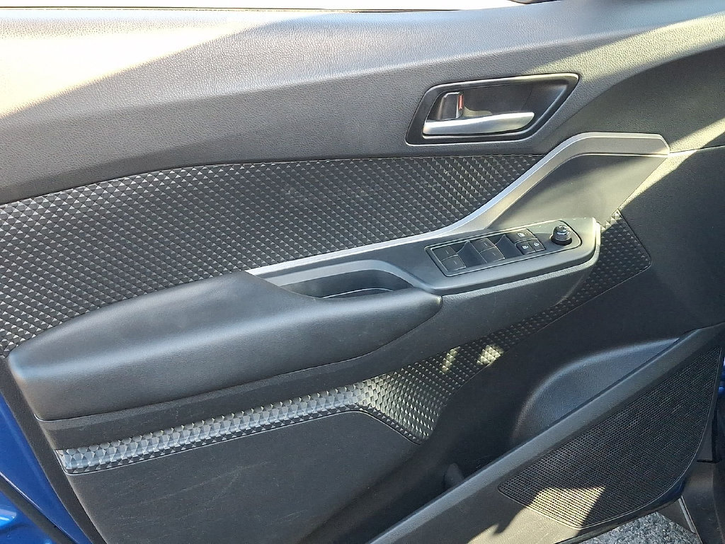 Certified 2020 Toyota C-HR LE FWD image 13