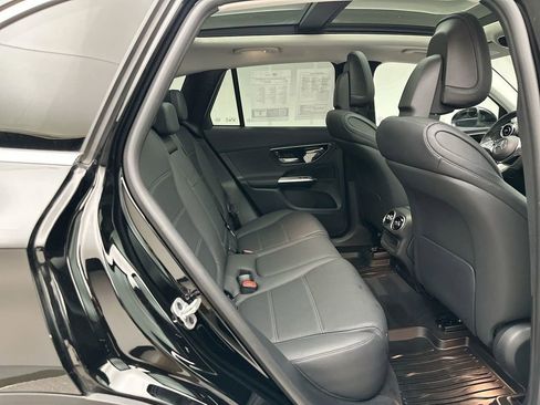Used 2023 Mercedes-Benz GLC 300 4MATIC image 19