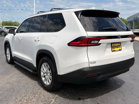 Used 2026 Toyota Grand Highlander FWD image 7