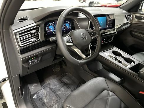 New 2026 Volkswagen Atlas Cross Sport SE AWD/4WD image 14