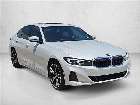 Used 2023 BMW 330i Sedan w/ Premium Package RWD image 3