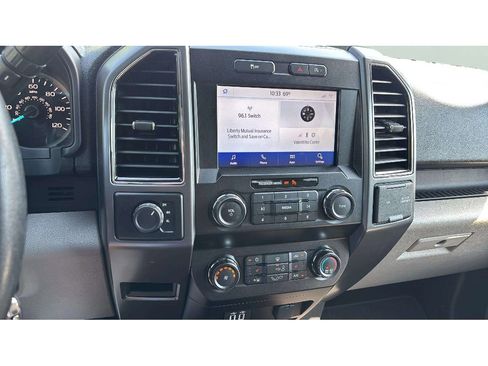 Used 2020 Ford F150 XLT w/ Equipment Group 302A Luxury AWD/4WD image 17