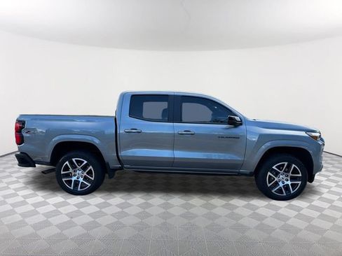 Used 2023 Chevrolet Colorado Z71 w/ Z71 Convenience Package 2 AWD/4WD image 4