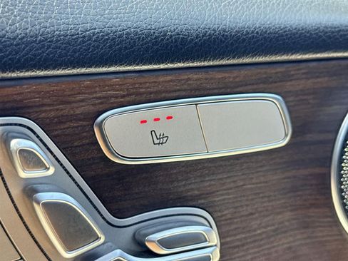 Used 2022 Mercedes-Benz GLC 300 image 18