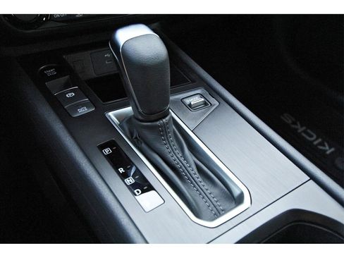 New 2026 Nissan Kicks SV w/ SV Premium Package image 19