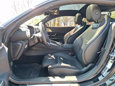 Used 2025 Mercedes-Benz AMG GT 63 image 12