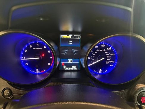 Used 2017 Subaru Outback 2.5i Limited AWD/4WD image 11