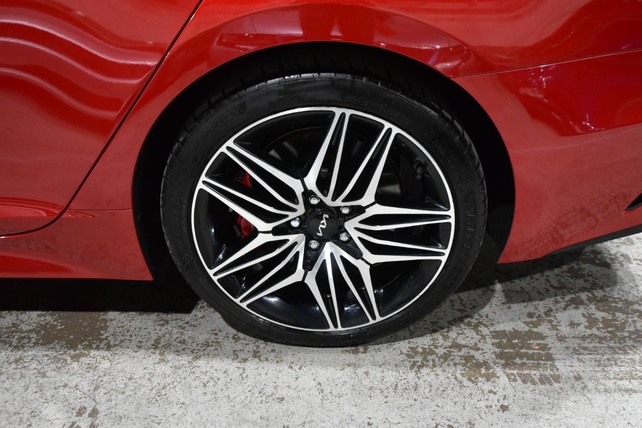 Used 2022 Kia Stinger GT1 AWD/4WD image 51