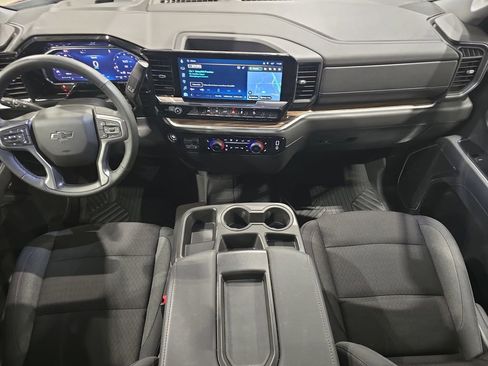 Used 2026 Chevrolet Silverado 1500 RST image 9