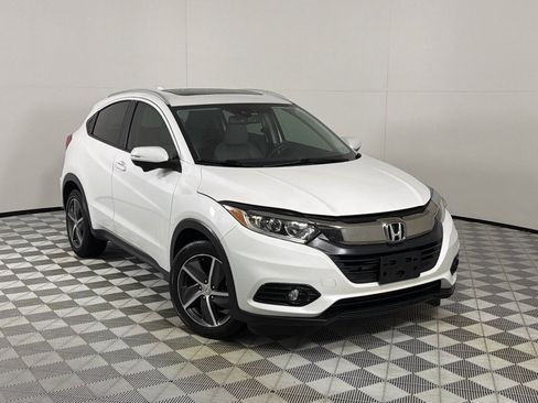 Used 2022 Honda HR-V EX-L image 2