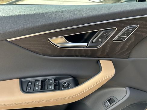 Used 2025 Audi Q7 2.0T Premium Plus w/ Premium Plus Package image 32