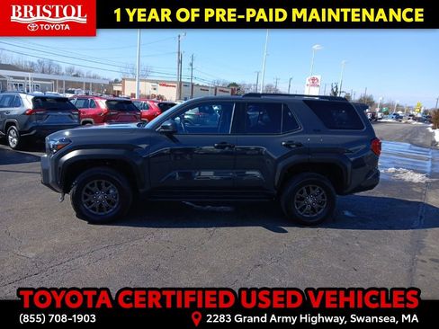 Used 2025 Toyota 4Runner SR5 image 4