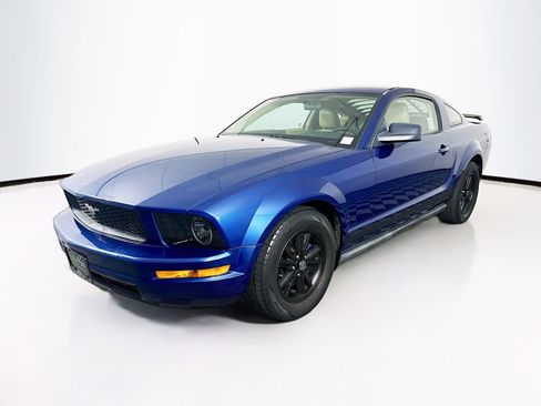 Used 2006 Ford Mustang Coupe image 3