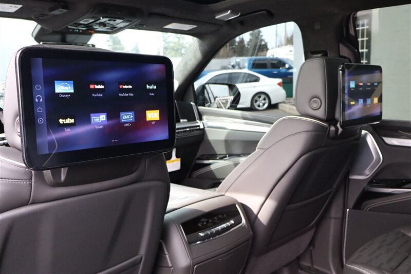 Used 2026 Cadillac Escalade V w/ LPO, ONYX Package AWD/4WD image 25