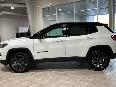 New 2026 Jeep Compass Limited image 3