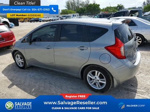 Used 2014 Nissan Versa Note SV w/ Sport Value Package FWD image 3